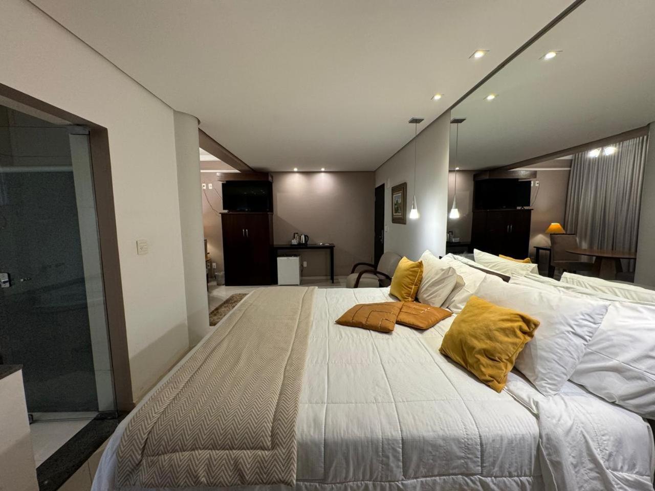 Ouro Cerrado Palace Hotel Patrocinio Ngoại thất bức ảnh